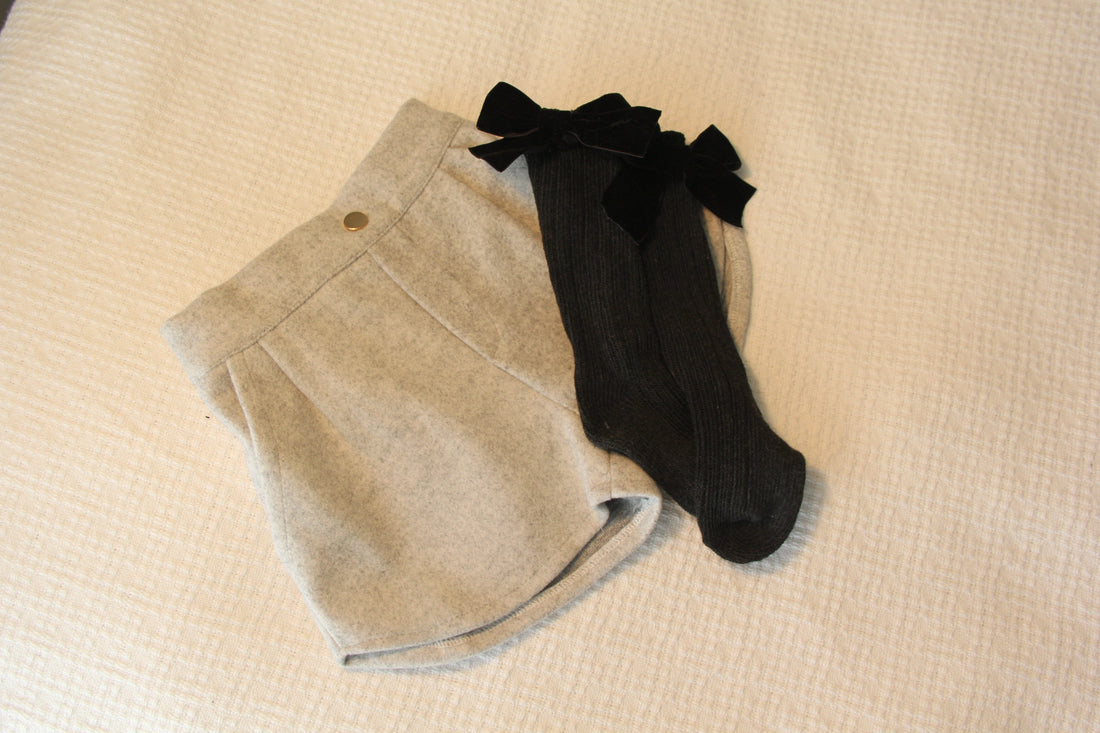 Velvet Bow Knee-High Socks – Luxury Christmas Baby Girl Socks